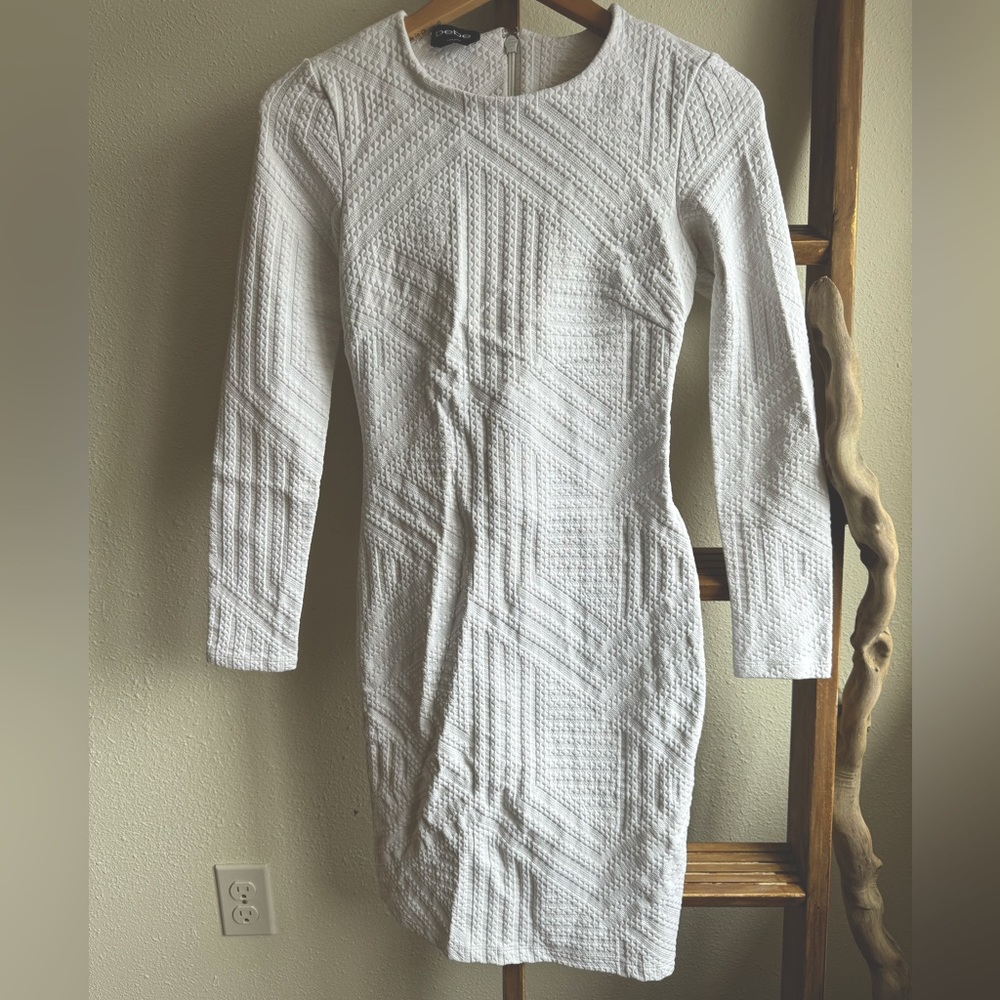 BEBE Bodycon Long Sleeve Textured Dress Small